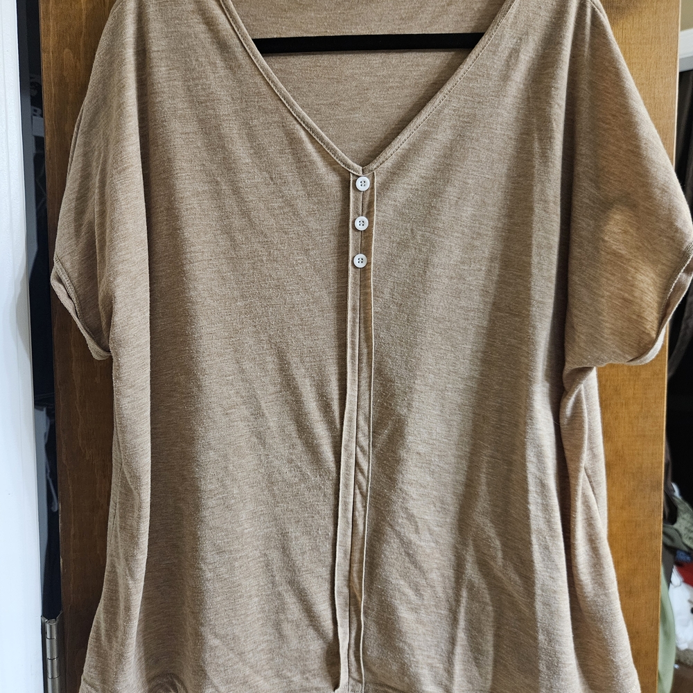 Button-Front V-Neck Short Sleeve Blouse in Tan